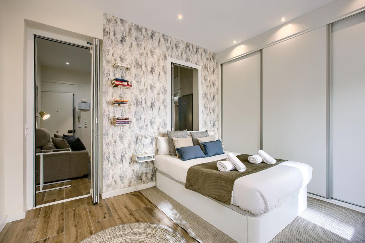 Charming Retiro II Appartement Madrid Buitenkant foto
